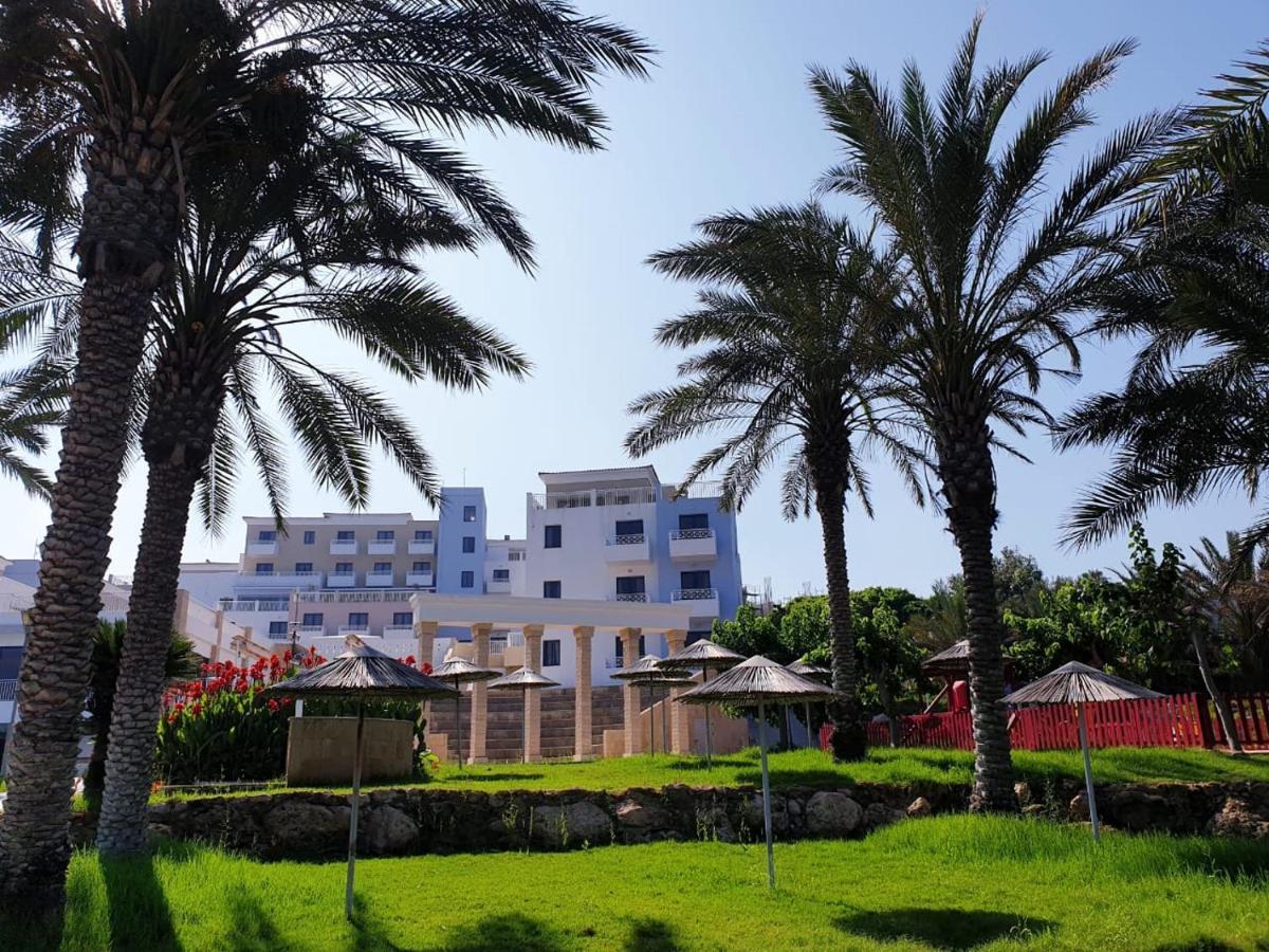 Seaview Sunset Holiday Apartments Paphos Exterior foto